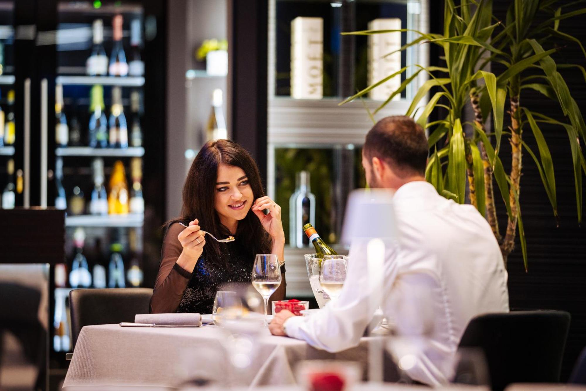 Raffaello & Mooka Restaurant 4*