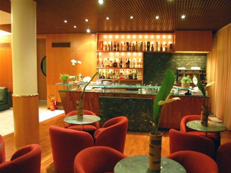 Hotel Raffaello & Mooka Restaurant 4*